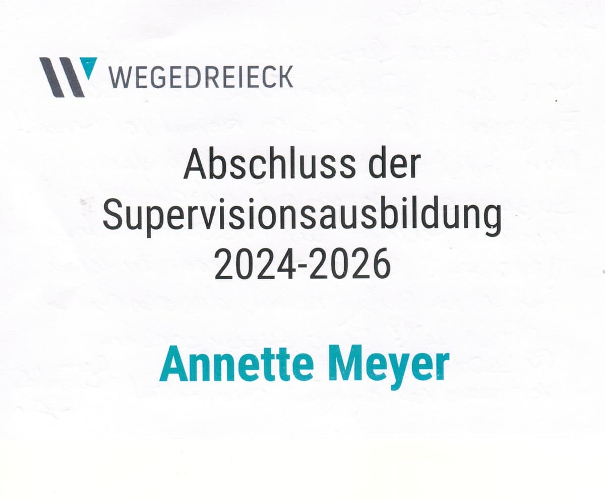 Karte „Abschluss der Supervisionsausbildung 2024–2026, Annette Meyer" vom Wegedreieck